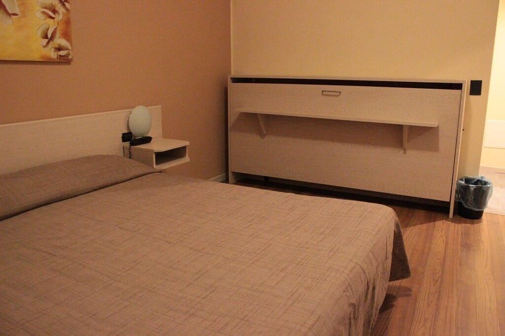 Rex 3* Milano
